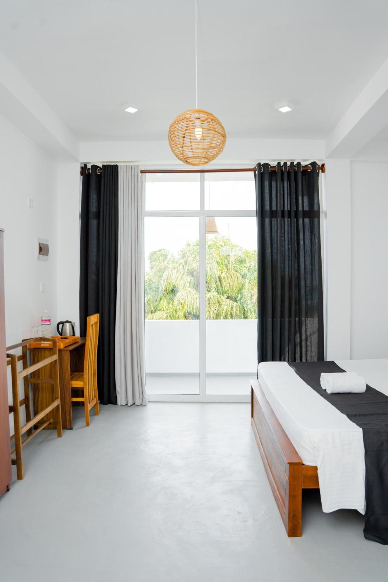 Regal Heights Hotel Weligama Kültér fotó